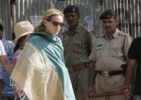 Julia Roberts llegó a la India a filmar en medio de una fuerte seguridad